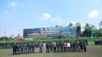 242 Personel Semarakkan Pembukaan TMMD ke-129 Lumajang