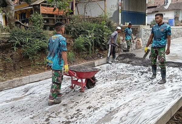 Prada Pramudya Okta Optimalkan Arco, Percepat Pembangunan Rabat Beton TMMD