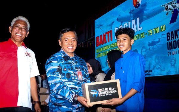 Hari Bakti ke-79 TNI AU, Lanud Halim Gelar Baksos di Lubang Buaya