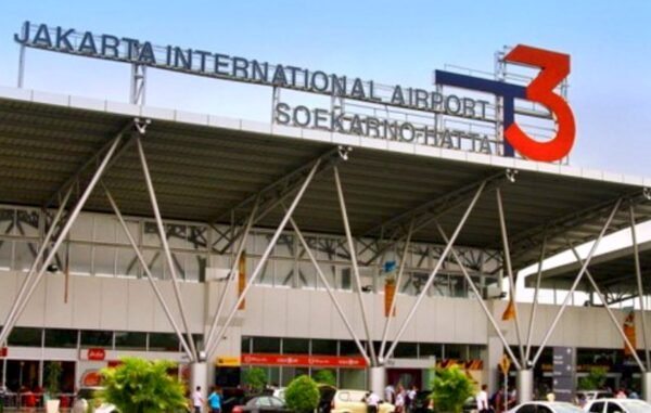 Bareskrim Polri Sita 70.114 Butir Ekstasi di Bandara Soetta, Pilot Malaysia Jadi Tersangka