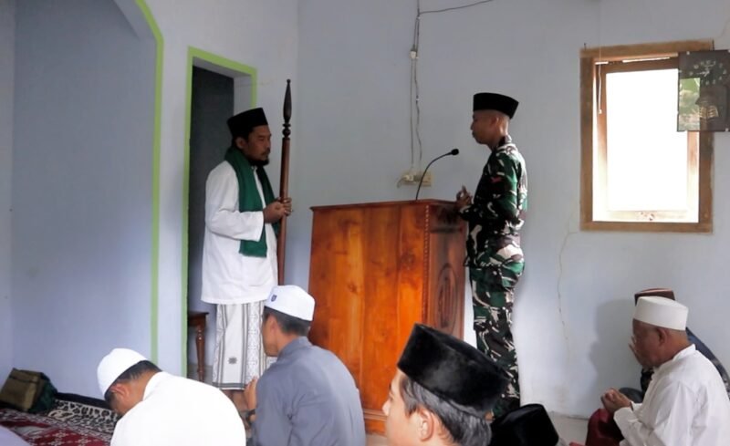 Prada Fahmi Rizad Jadi Bilal Salat Jumat, Satgas TMMD Perkuat Nilai Keagamaan