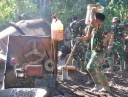 Satgas TMMD 129 Kodim Lumajang Optimalkan Mesin Molen untuk Percepat Pembangunan Rabat Jalan