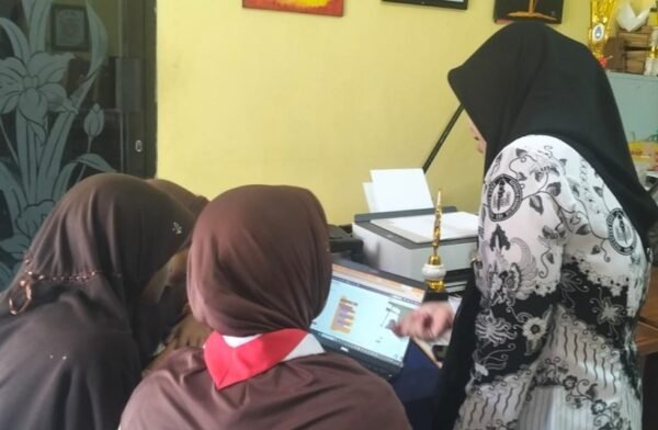 Guru SMPN 4 Pasuruan AI