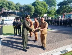 Kasdim 0820/Probolinggo Mayor Caj Aminudin Abadi Hadiri Upacara Hari Ulang Tahun Bhayangkara Ke 80