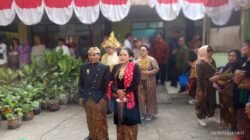 Kirab Tumpeng