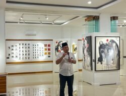 Irjen Pol Dr Susilo Teguh R, Buka Pameran Tunggal Karya Komjen Pol Prof Dr Cryshnanada DL, M.Si