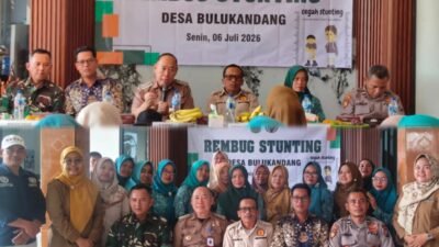 Rembuk Stunting Desa Bulukandang, Babinsa Tegaskan Komitmen Wujudkan Generasi Sehat