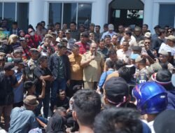 Tanggapi Aksi Damai Warga Bandar Pulau, Bupati Asahan Komitmen Prioritaskan Perbaikan Infrastruktur Jalan