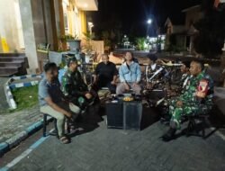 Babinsa Sertu Arif Sugianto Sigap Patroli Siskamling, Warga Bernapas Lega