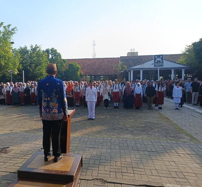 Haru dan Penuh Makna, UPT SMP Negeri 4 Pasuruan Sambut Murid Baru melalui Pra-MPLS Tahun Ajaran 2026/2027