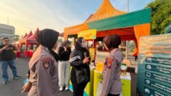 Pengamanan Humanis Polwan Polresta Sidoarjo di Car Free Day Alun-alun
