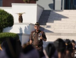 Kajati Sulsel Ingatkan Pegawai Jaga Integritas