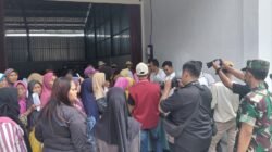 Pasar Murah Mandiri TMMD 129 Bojonegoro Diserbu Warga, Telur Program Gayatri Dijual Rp20 Ribu per Kilogram