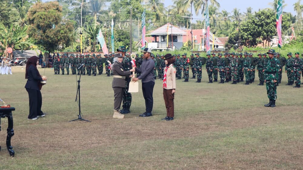 Bupati Lumajang TMMD