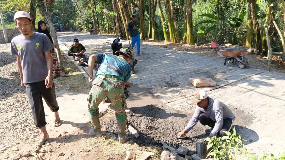 Penyempurnaan Badan Jalan TMMD ke-129 Dikebut, Wujudkan Akses yang Aman dan Berkualitas bagi Masyarakat