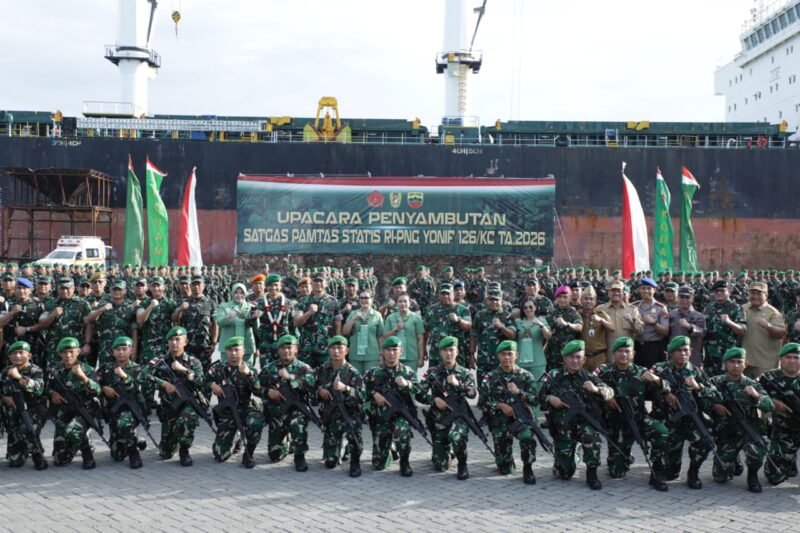 Prajurit Yonif 126/KC Disambut Haru Usai Tugas Pamtas RI-PNG