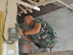 Tahap Finishing RTLH TMMD ke-129 Terus Berlanjut, Acian Dinding Dirapikan Demi Hasil Berkualitas