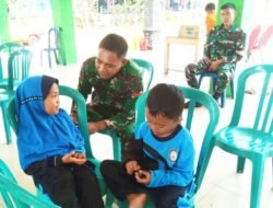 Ukir Senyum Anak Desa Kesongo, Sisi Humanis Satgas TMMD 129 Bojonegoro Sentuh Hati Warga