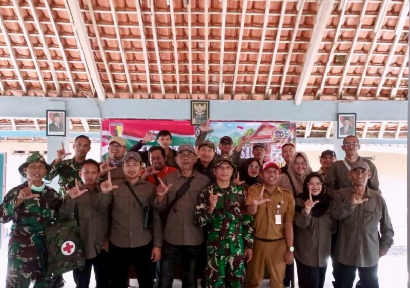 Satgas TMMD Beri Layanan Kesehatan Hewan untuk Peternak di Lumajang