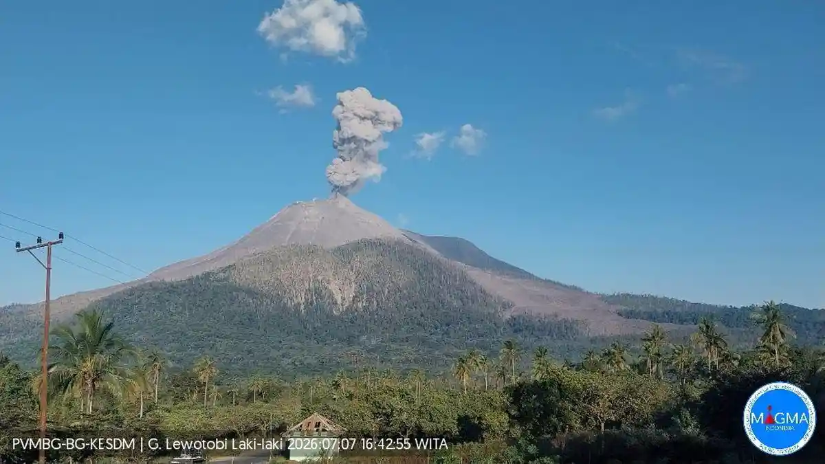 Gunung Lewotobi