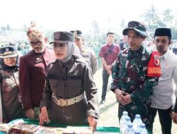 Bupati Lumajang Tinjau Stan UMKM di Pembukaan TMMD ke-129, Perkuat Ekonomi Desa dan Produk Lokal