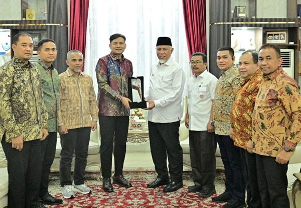 PTPN IV PalmCo Perkuat Sinergi dengan Pemprov Sumbar untuk Dukung Operasional dan Pembangunan Daerah