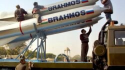 Penjelasan Purbaya soal Anggaran Pembelian Rudal BrahMos dari India