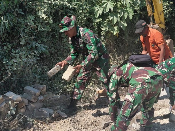 Satgas TMMD 129 Bojonegoro Bergerak, Paving Jalan Dusun Mundu Dibongkar