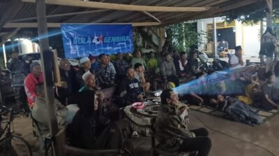 Nobar Piala Dunia 2026 Bersama Satgas TMMD ke-129 Pererat Kebersamaan TNI dan Masyarakat