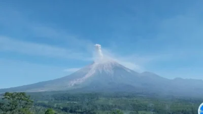 Gn Semeru