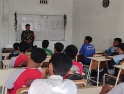 Serma Ferry Isi MPLS di SMK Salafiah Wrati, Bekali Siswa dengan Wawasan Kebangsaan dan PBB