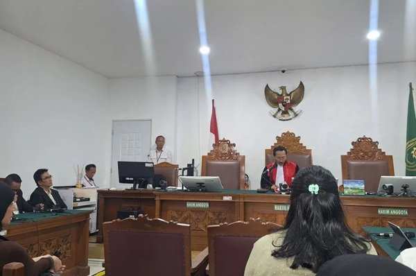PN Jaksel Tolak Praperadilan Roy Suryo atas Penetapan Tersangka