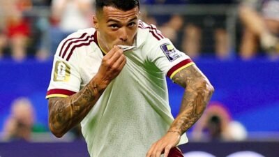Spanyol Tumbangkan Prancis 2-0, Matador Masuk Final