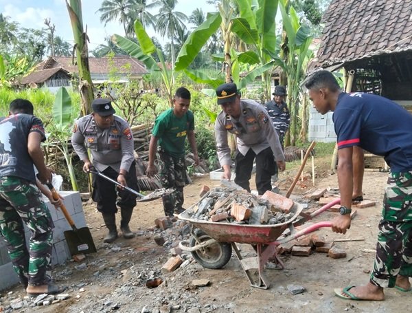 TMMD Ke-129 Percepat Renovasi RTLH, Pembangunan Rumah Ibu Ety Masuki Tahap Pondasi