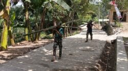 Sinergitas Satgas TMMD dan Warga Percepat Persiapan Pengecoran