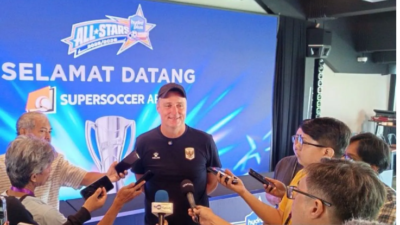 Timo Scheunemann Minta Pemain Putri Lebih Serius Kejar Timnas