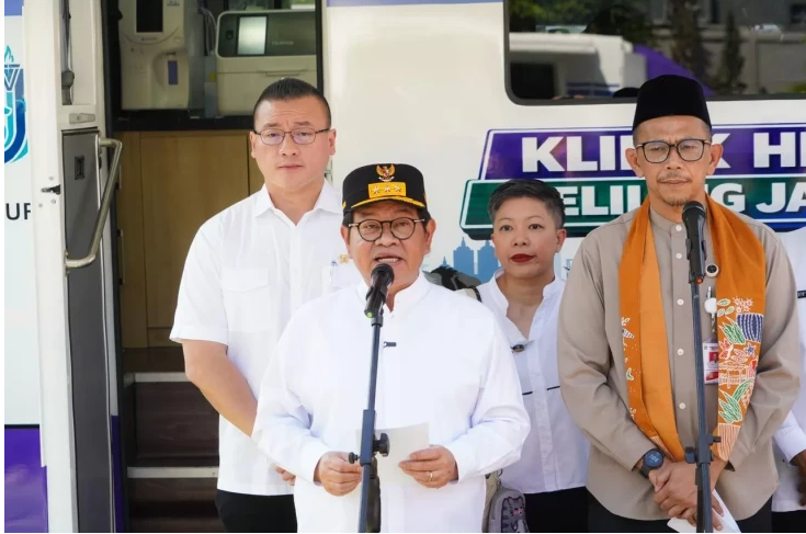 Kenneth Apresiasi Mobil Klinik Hewan Keliling, Dukung Jakarta Jadi Kota Ramah Hewan