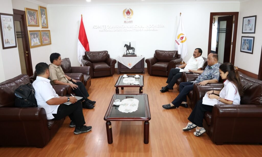 Marciano Dukung Porprov dan Porwil Sumbar
