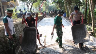 Satgas TMMD ke-129 dan Polres Lumajang Wujudkan Pembangunan di Desa Ledok Tempuro