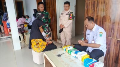 Warga Desa Ledoktempuro Antusias Ikut Pemeriksaan Cek Kesehatan Gratis