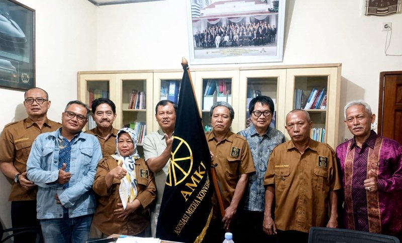 Dadang Rachmat Pimpin AMKI Pusat, Simon Leo Siahaan Jadi Sekjen