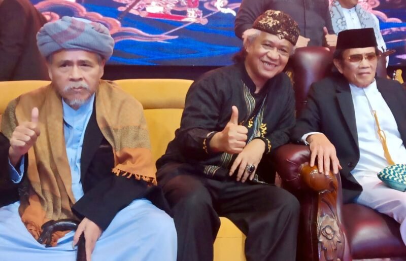 Anton Charliyan dan Rhoma Irama Hadiri Pengukuhan PWI LS Jabar di Indramayu