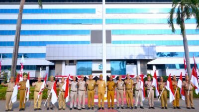 Jelang HUT Ke-81 RI, Munjirin Canangkan Gerakan Pembagian Bendera Merah Putih di Jaktim