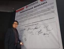 Bedah Buku KOSMAK, Carrel Ticualu Soroti Enam Dugaan Korupsi