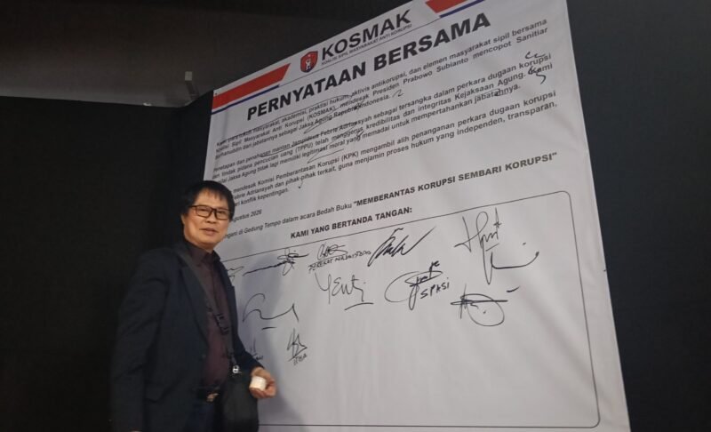 Bedah Buku KOSMAK, Carrel Ticualu Soroti Enam Dugaan Korupsi