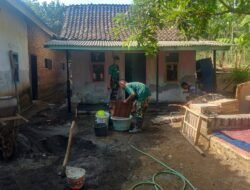 RTLH Ibu Sumina Capai 5,6 Persen, Satgas TMMD Siapkan Lantai untuk Pemasangan Keramik