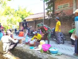 Sajian Hangat Warga Kesongo Mengikat Hati Satgas TMMD 129 Bojonegoro