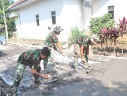 Satgas TMMD 129 Lumajang Kebut Rabat Beton, Prada Tri Dani dan Personel Kompak Percepat Pembangunan