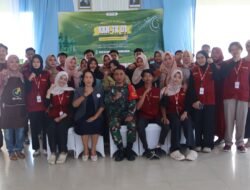 Ketika Seragam Loreng dan Jaket Almamater Berpadu: TMMD 129 Bojonegoro Jadi Ajang Gembleng Generasi Muda