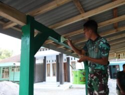 Pengecatan RTLH TMMD ke-129 Terus Berlanjut, Rumah Ibu Tuha Masuki Tahap Akhir